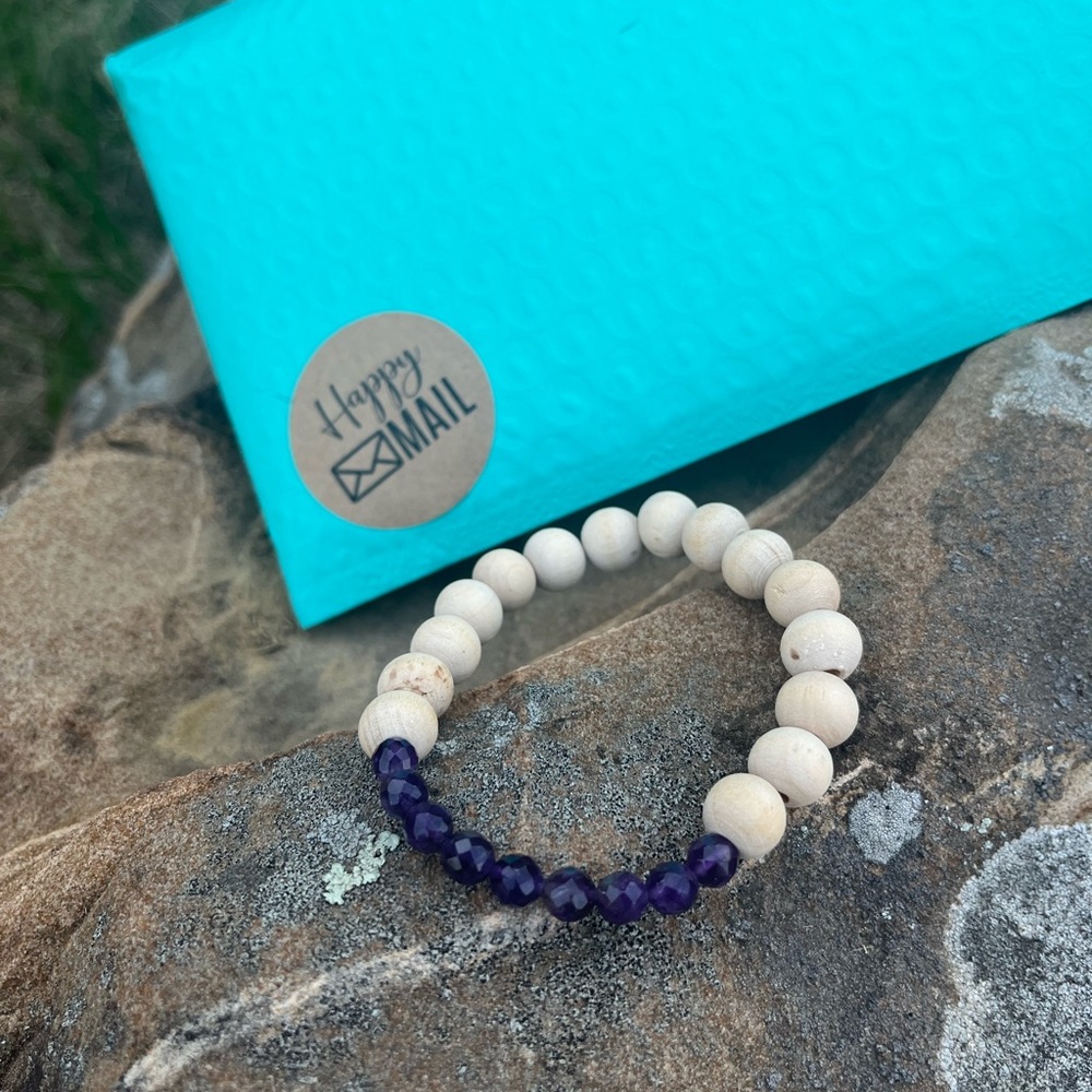 NEW Amethyst + Wooden Bead bracelet